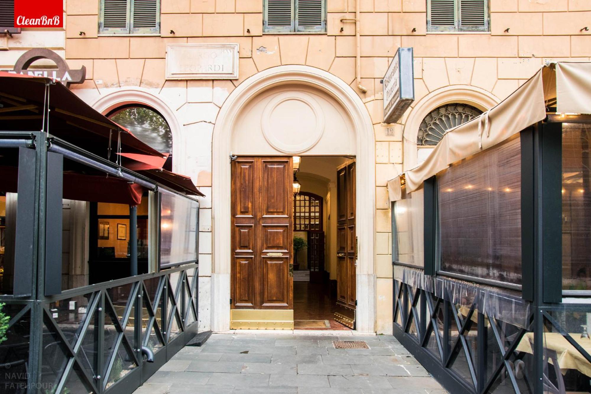 Largo Leopardi Modern Apartment Roma Esterno foto